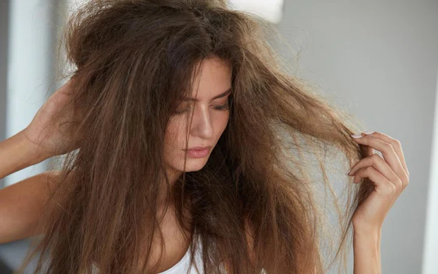 5 Cara Alami Mengatasi Rambut Patah dan Rapuh