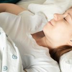 5 Tips Memilih Earplug untuk Tidur Nyaman