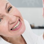 7 Tips Perawatan Lidah untuk Lansia