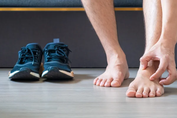 7 Tips Mencegah Infeksi Jamur di Kaki 7 Tips Mencegah Infeksi Jamur di Kaki